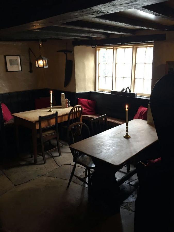 Compasses Inn 티스버리 외부 사진